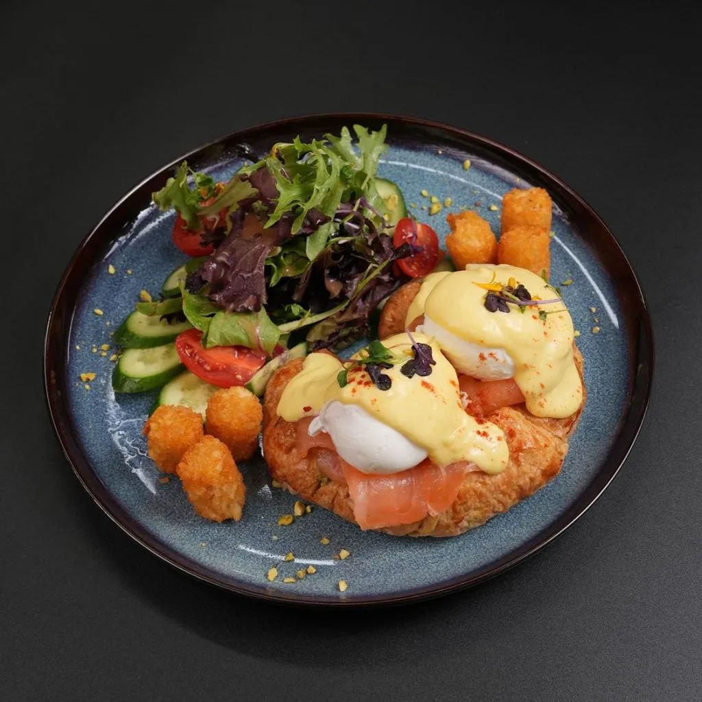Eggs & Salmon Benedict